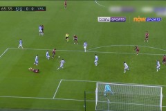 西甲联赛激战正酣：巴塞罗那逆转皇马，马竞紧追不舍战况分析