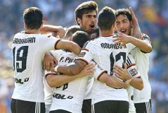 皇马国王杯0-1败北巴萨：乌龙球争议与进球无效时刻